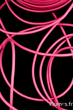 Lacet en cuir - épaisseur 3 mm - rose fuchsia